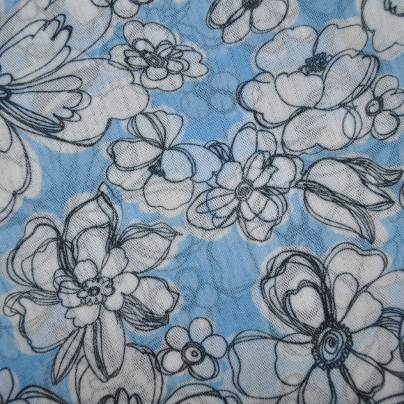 Maternity Top - Picture 2 of 8